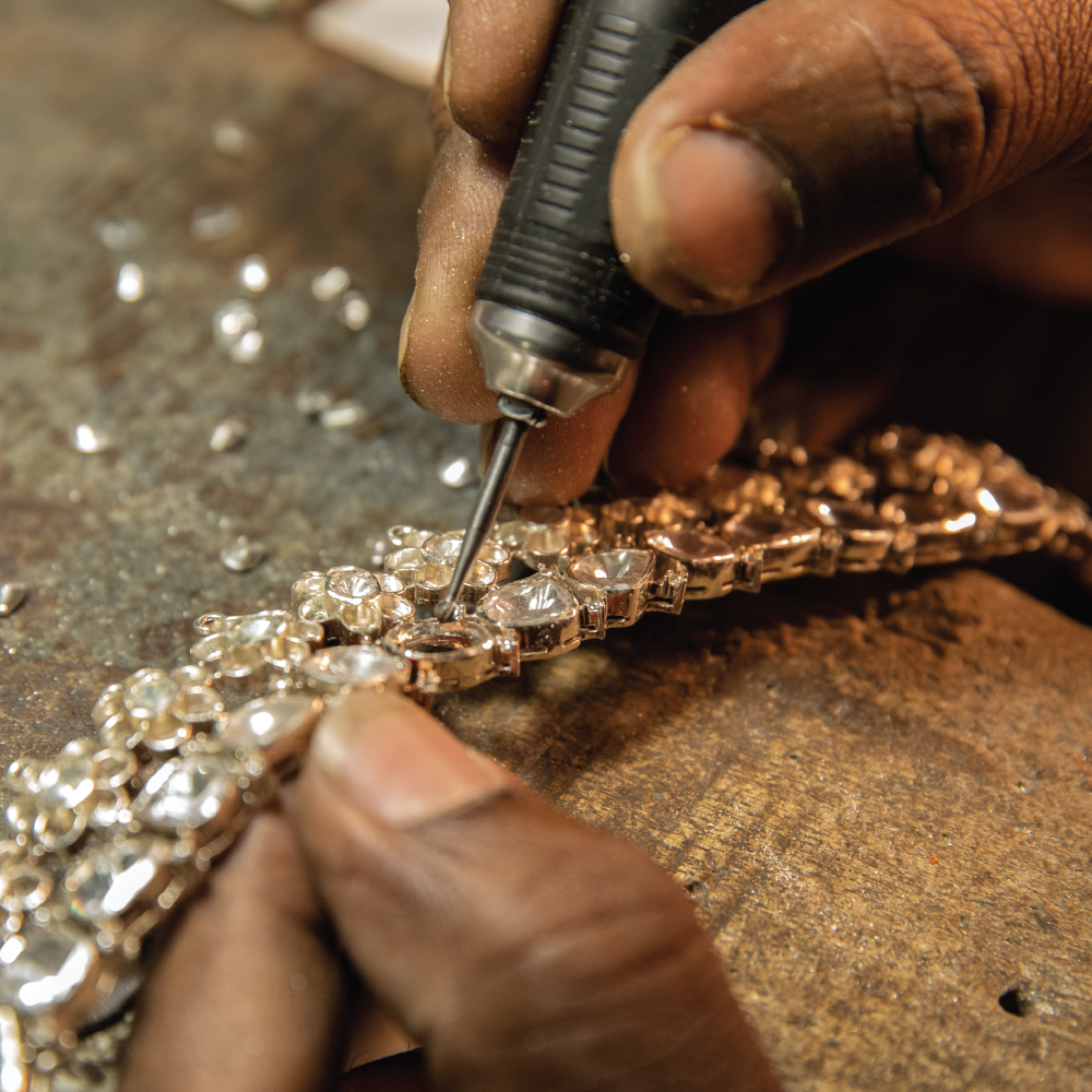 7 valuable benefits of sterling silver - a well-researched guide from a reputed house of jewelry artisans and makers