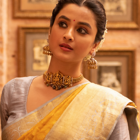 Why Silver Jewelry Is a Must-Have for This Festive Season