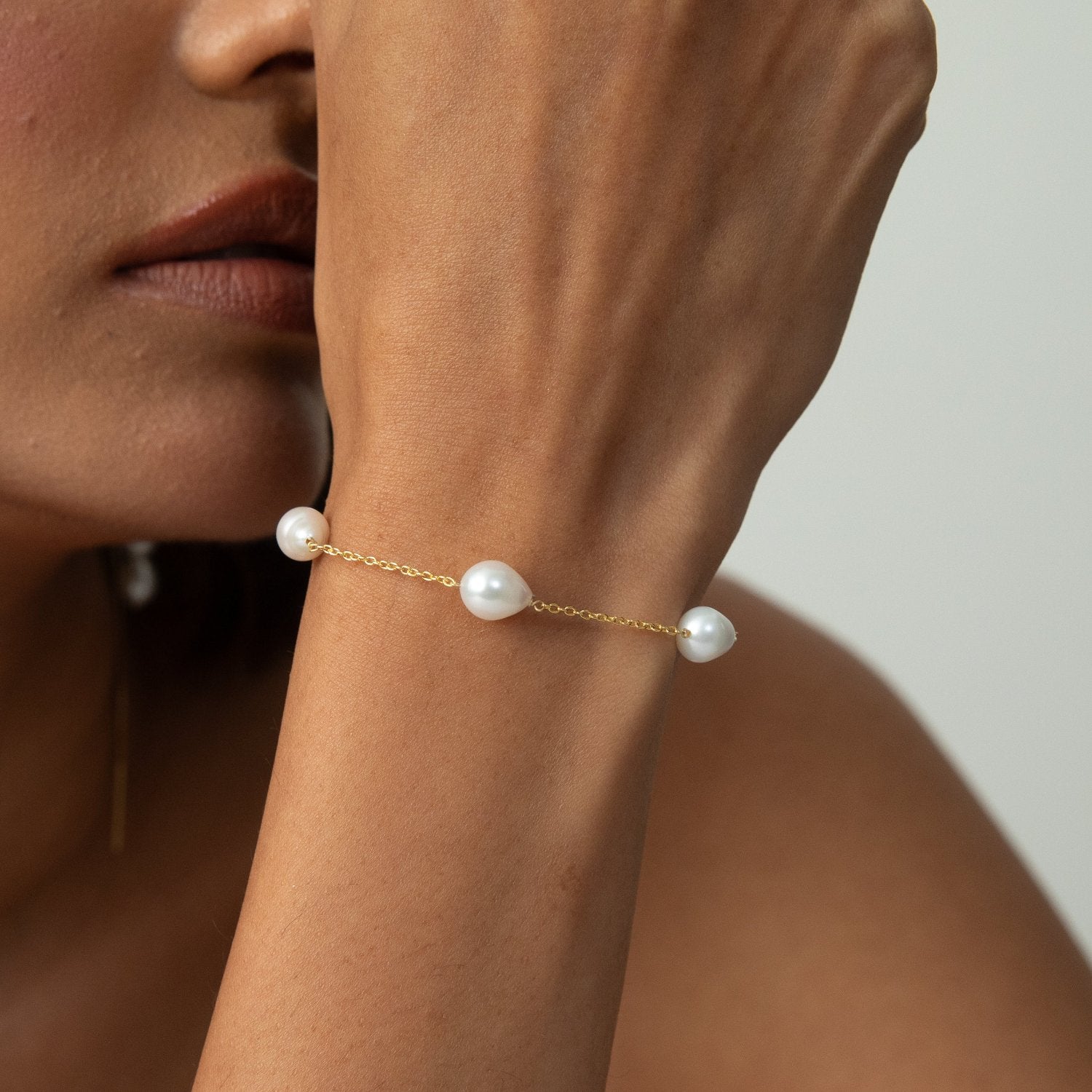 Celeste Studded Pearl Chain Gold Plated Silver Bracelet