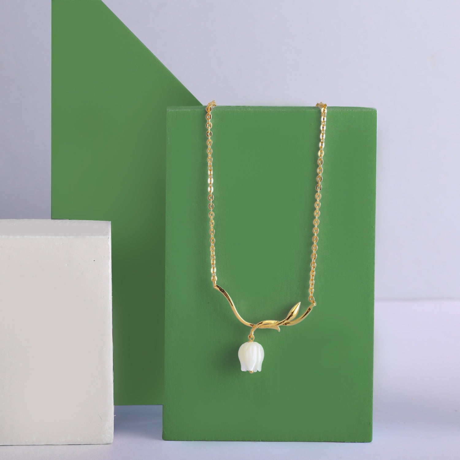 Tulip Grace Silver Pendant Necklace