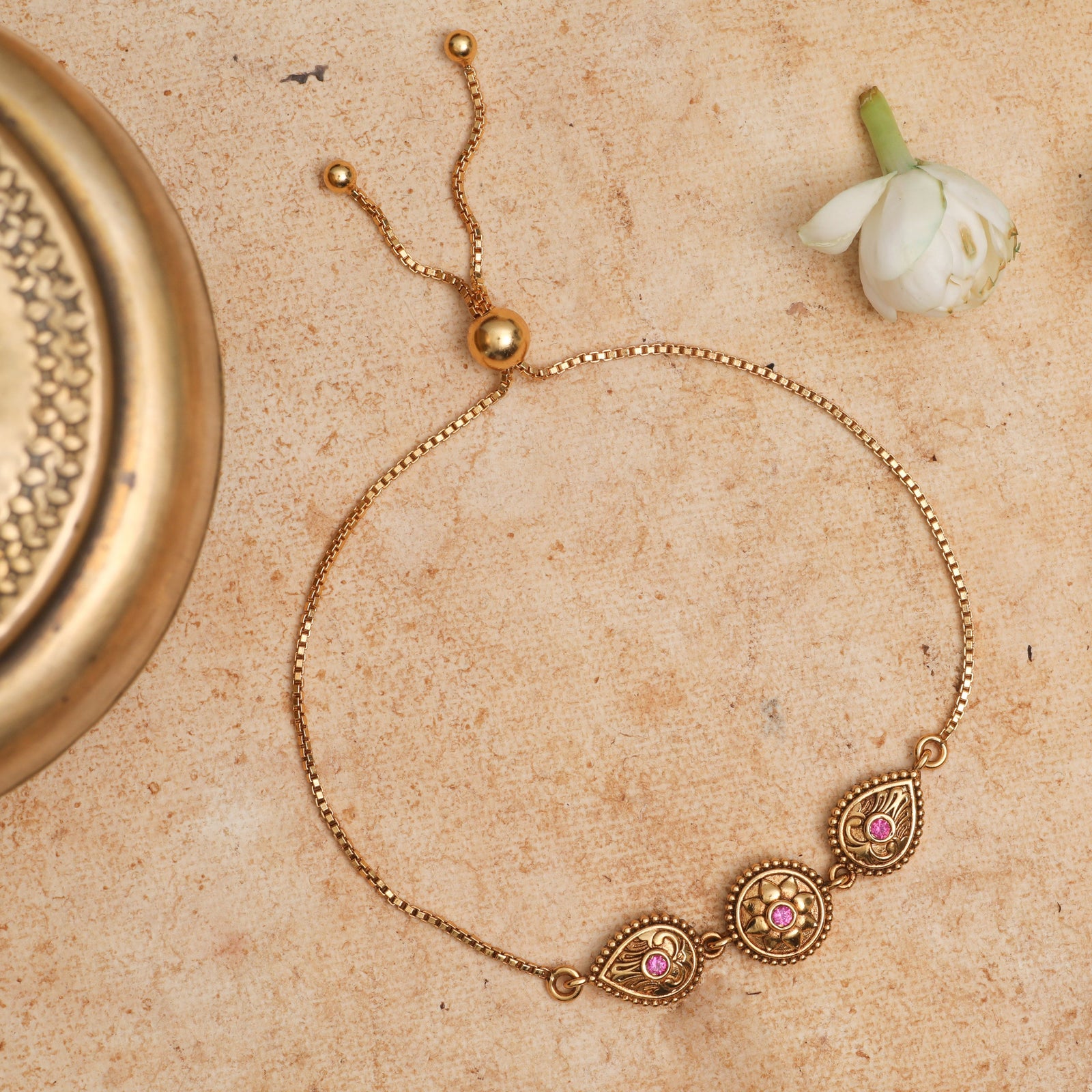 Aarini Antique Silver Bracelet