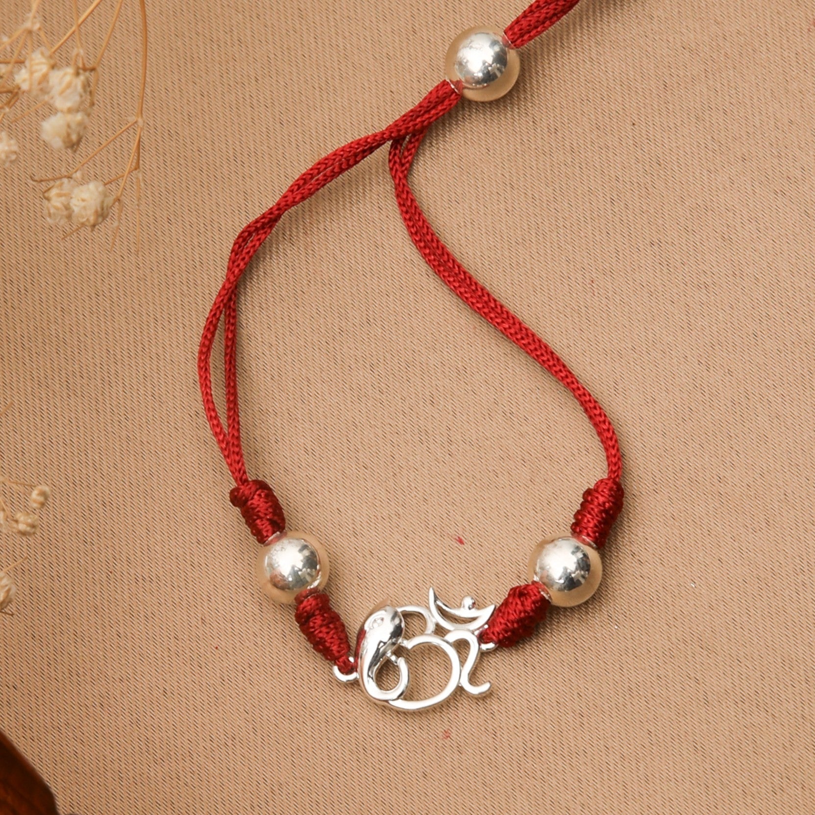 How to Send Rakhi Gifts from the US to India (And Vice Versa) Without the Stress?