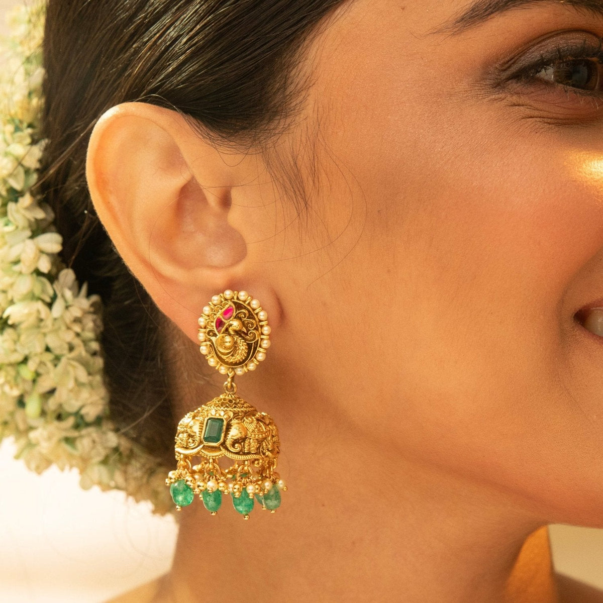 Earrings Amala Antique Silver Jhumkas