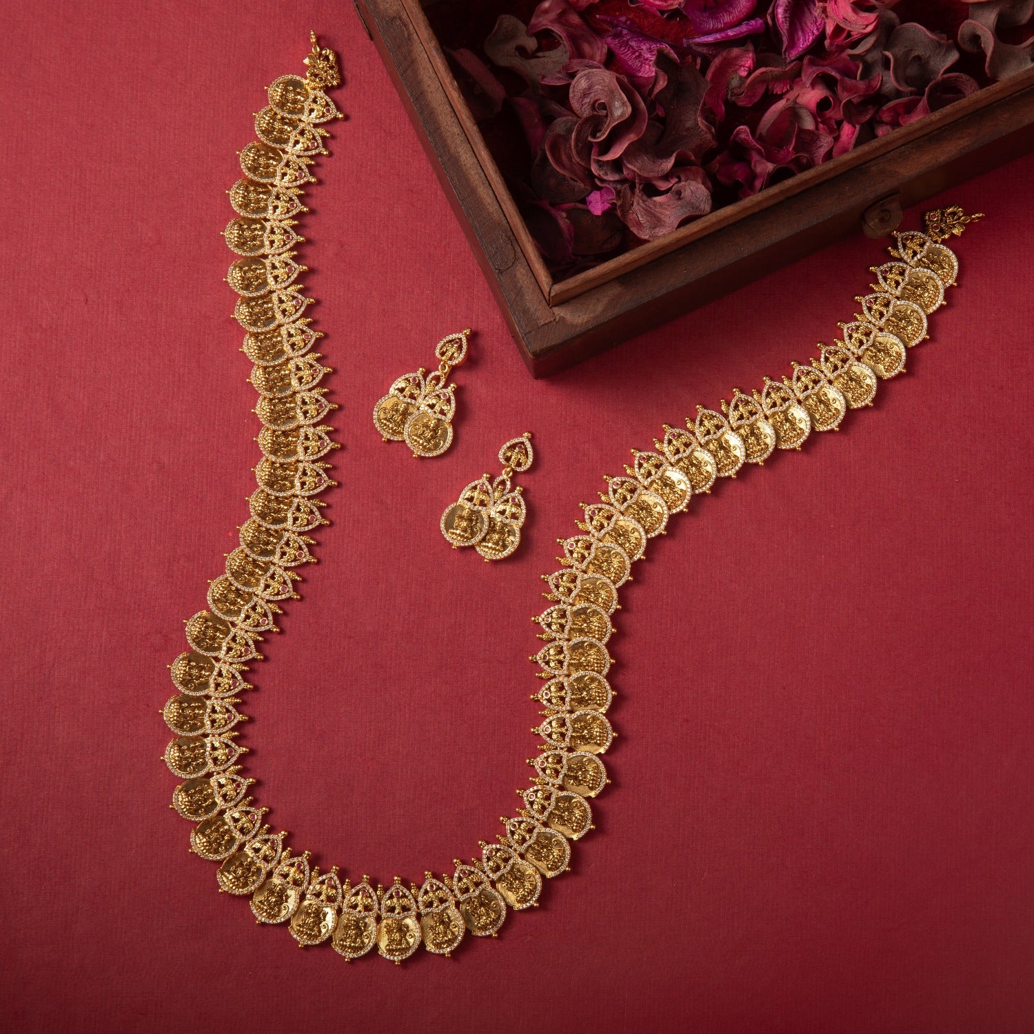 Antic gold long chain shop
