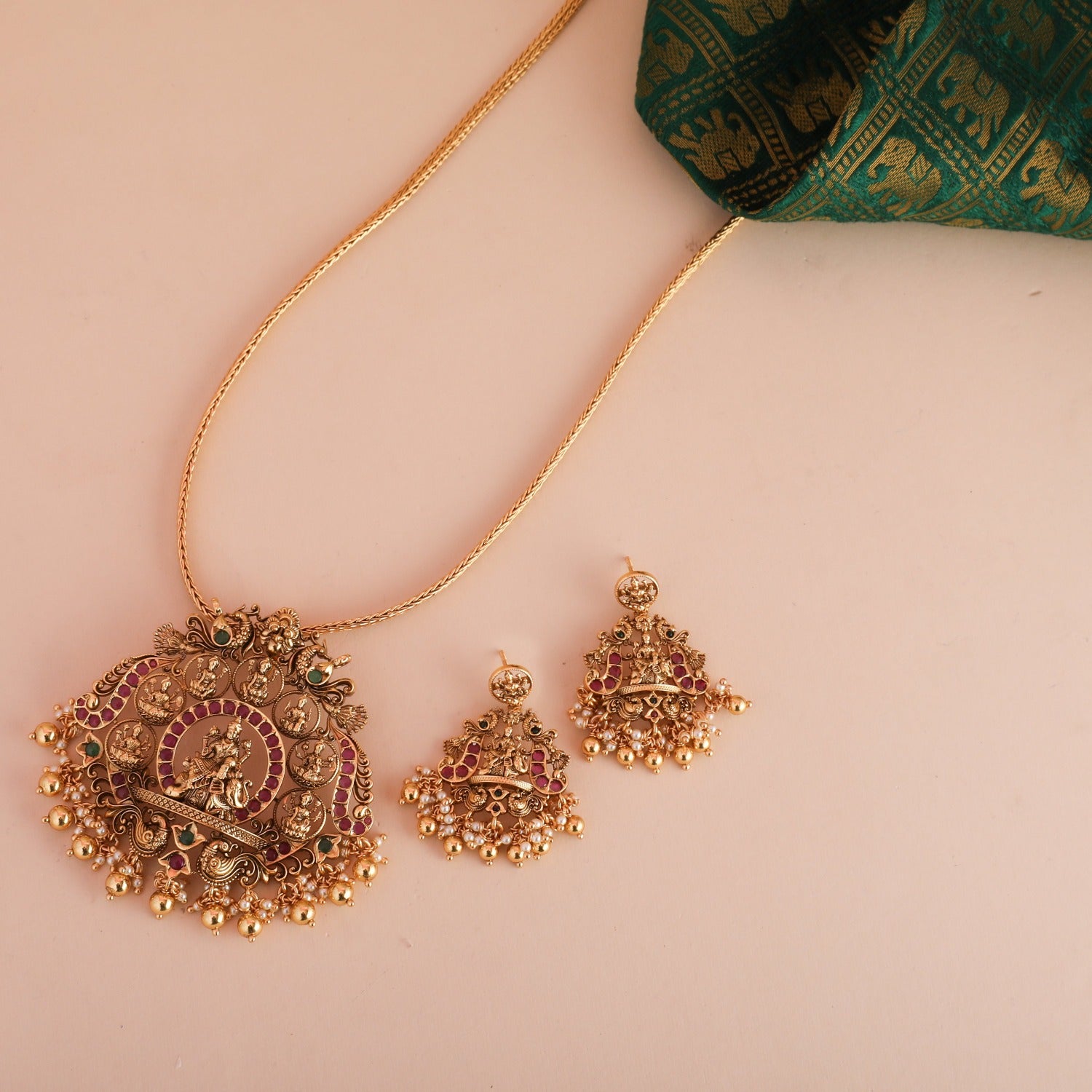 Pendants Ashtalakshmi Antique Nakshi Silver Pendant Set