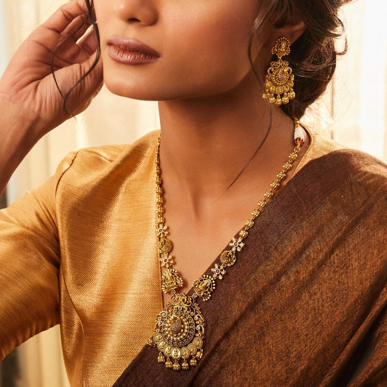 Discover Dhanya Antique Temple Necklace Set Paksha