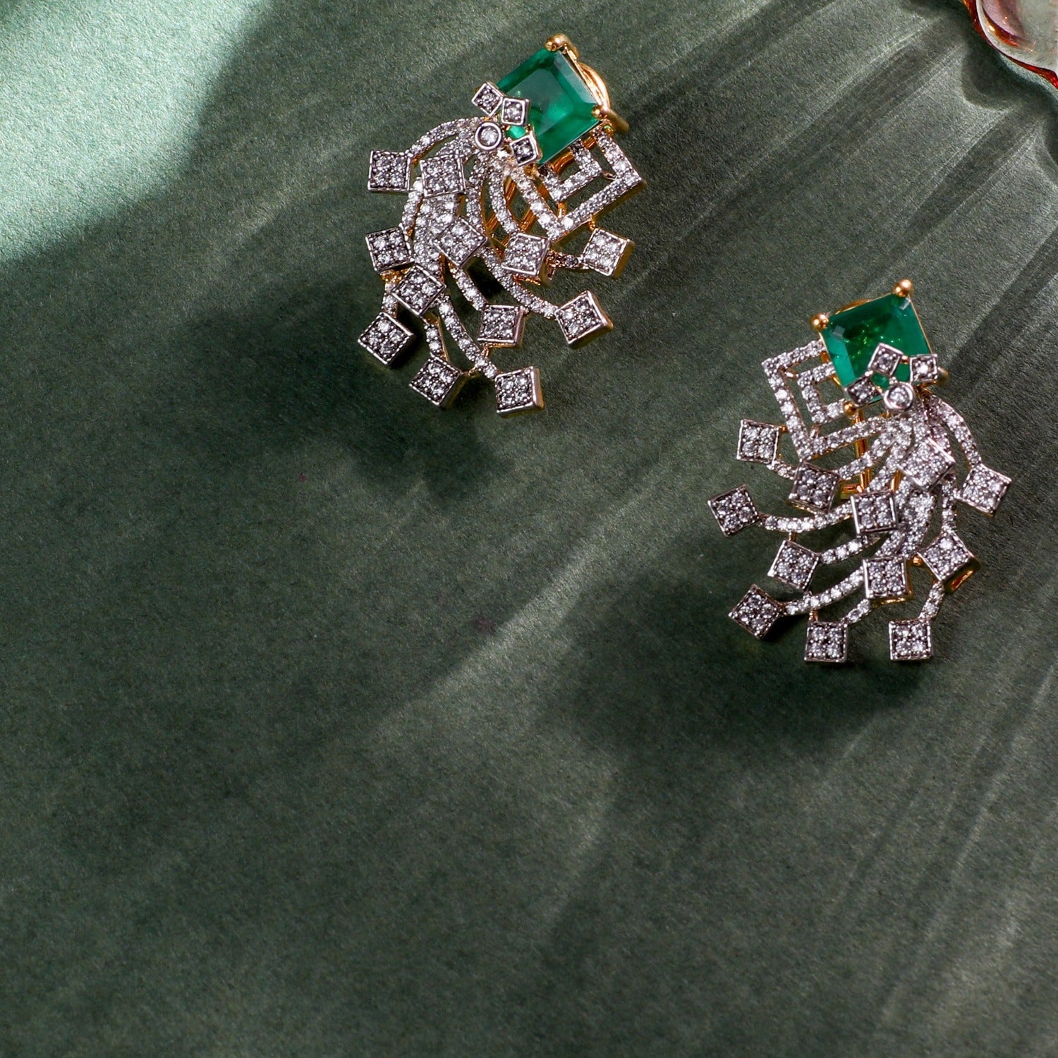 Earrings Emerald Majesty CZ Silver Earrings