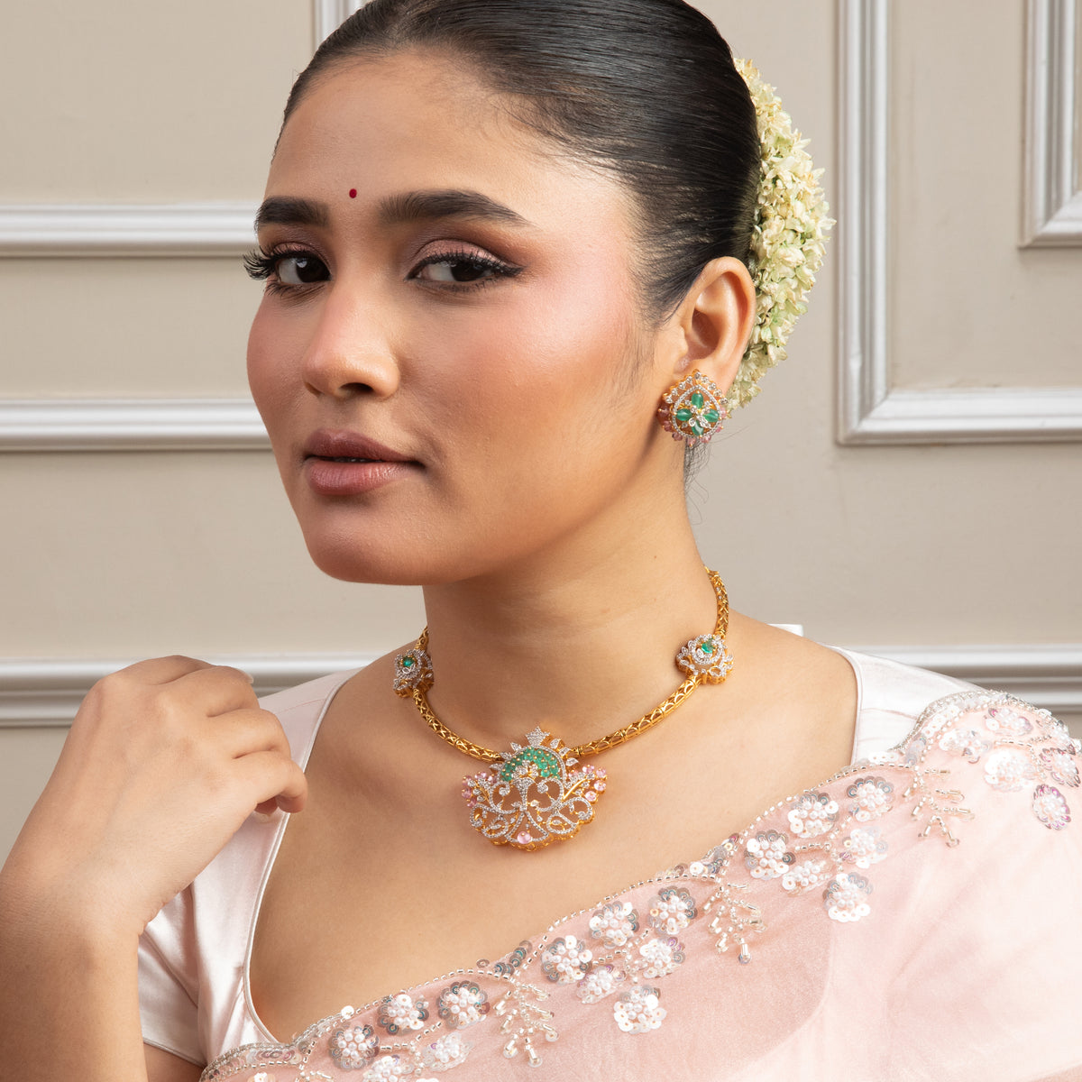 Avira CZ Silver Necklace Set