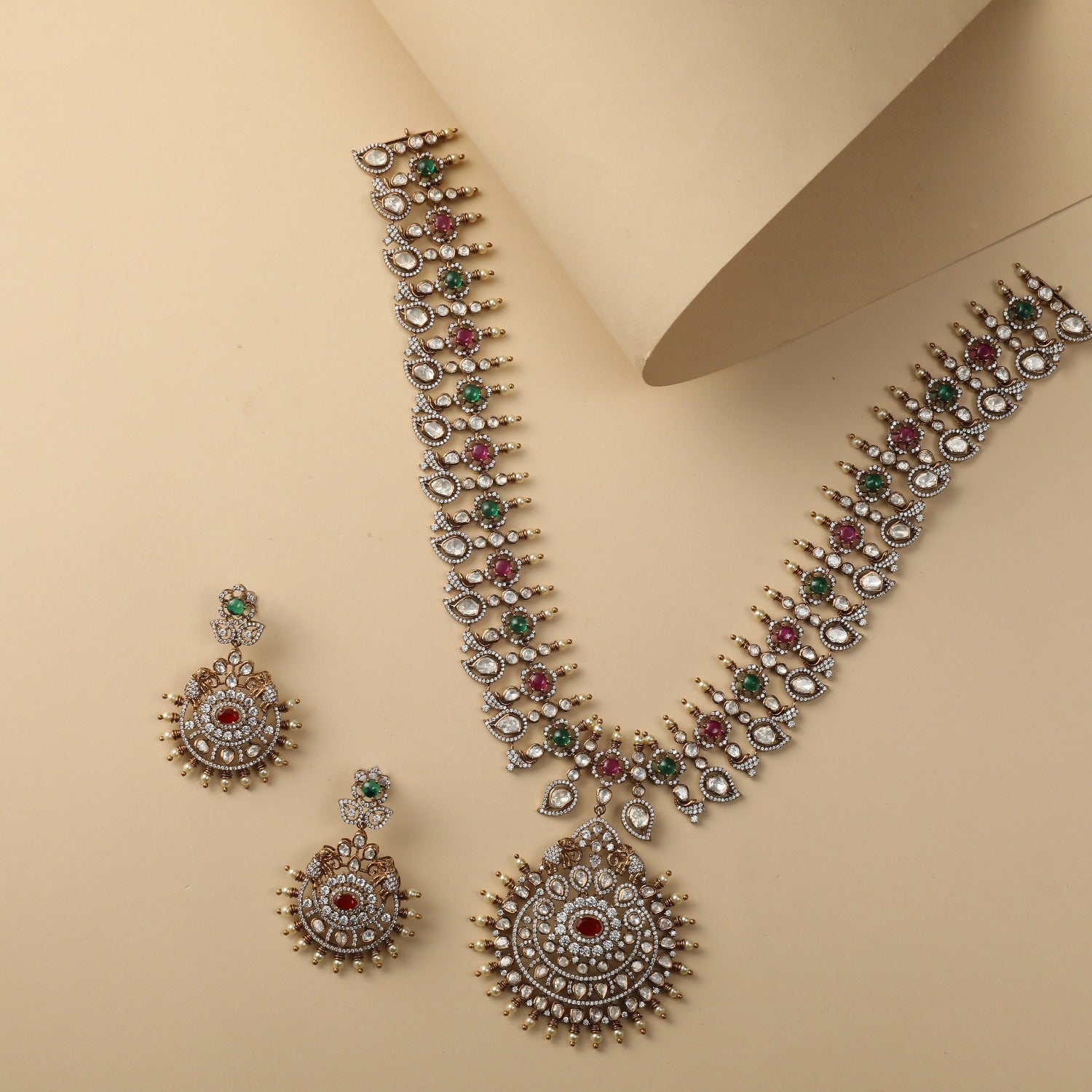 Sidhya Moissanite Silver Necklace Set