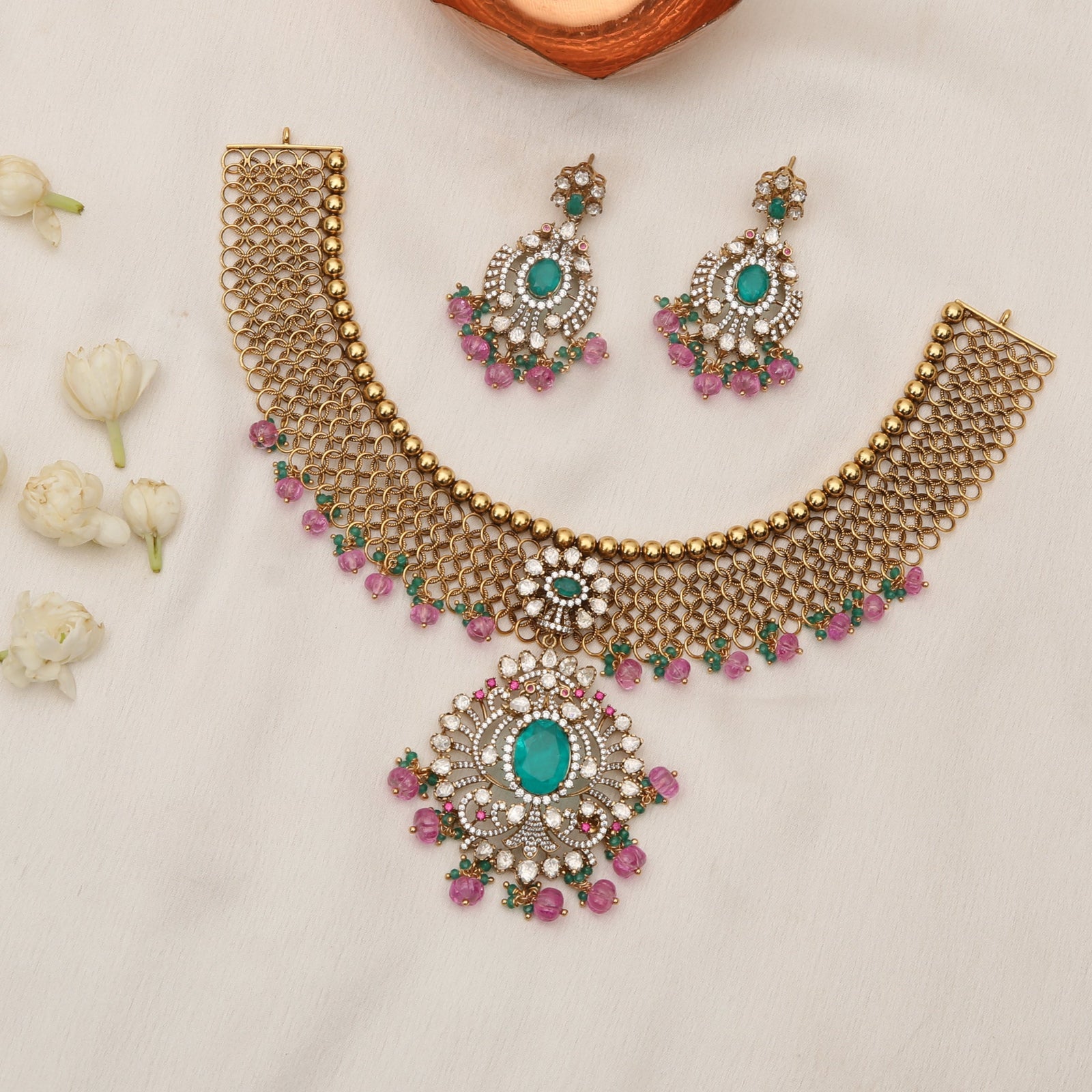 Meera Silver Necklace Set