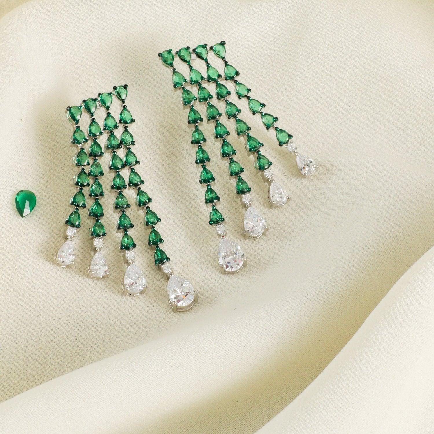 Earrings Emeraude Cocktail Silver Earrings
