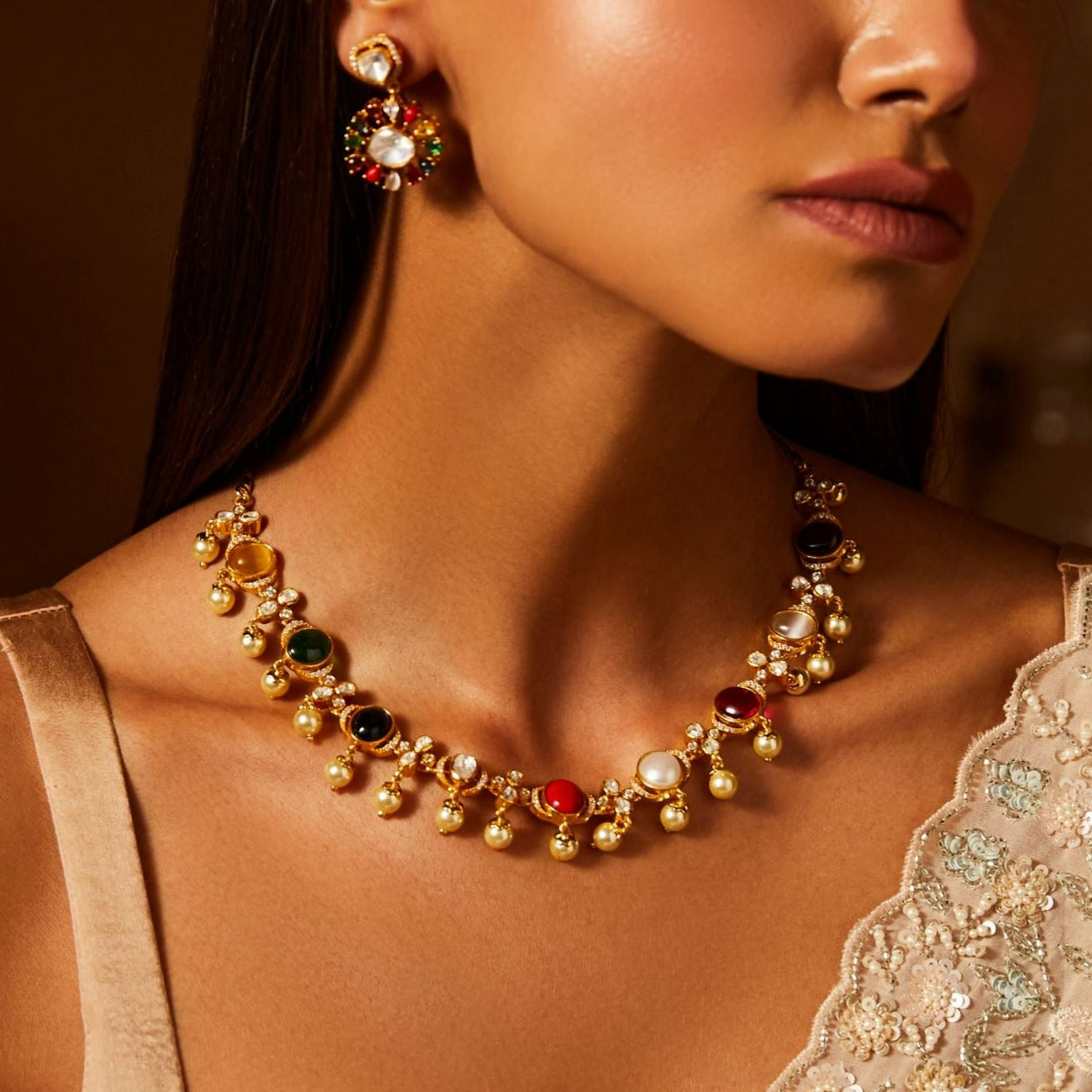 Necklaces Navaratna and Pearl Elegance Silver Necklace