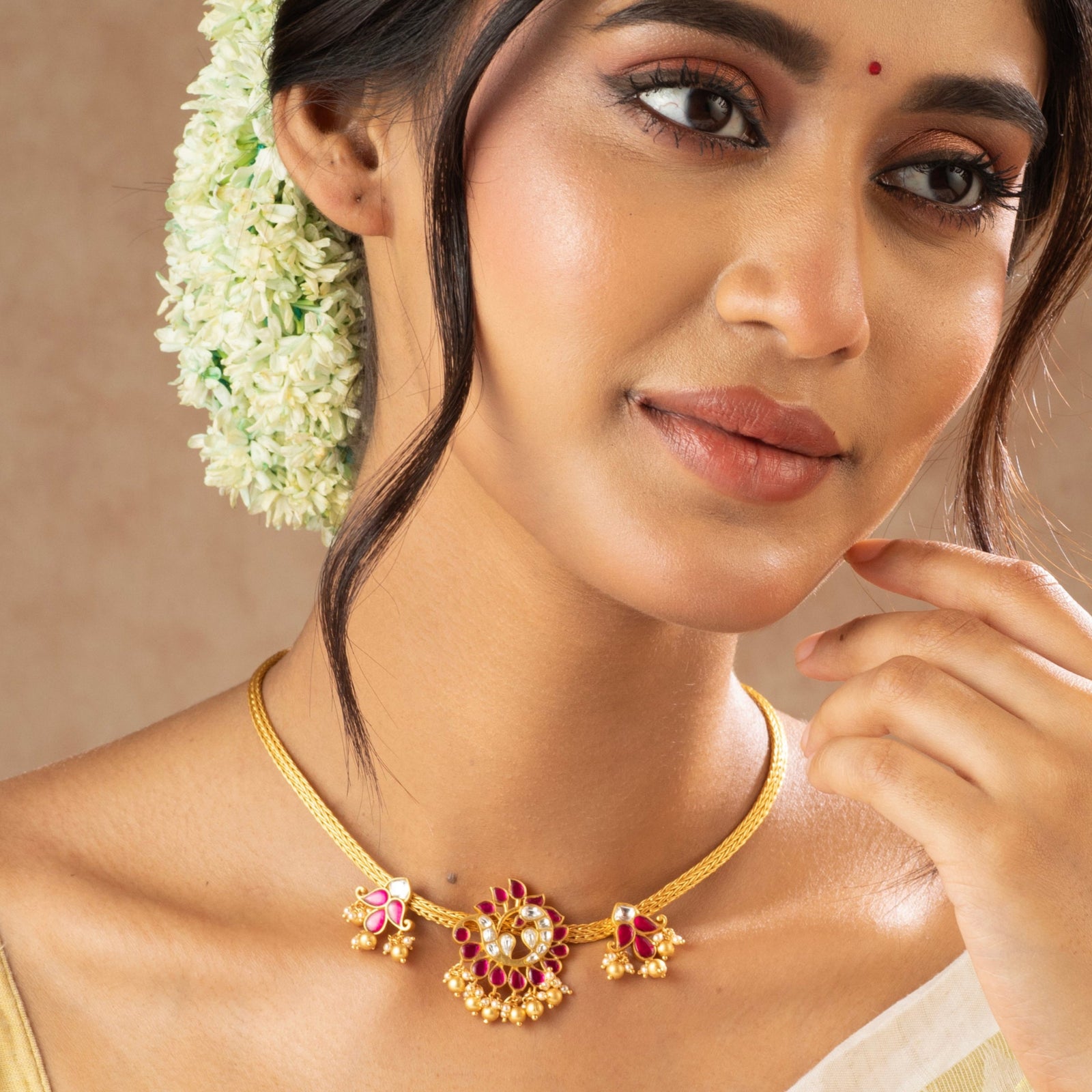 Mayura Kempu Jadau Silver Hasli Necklace