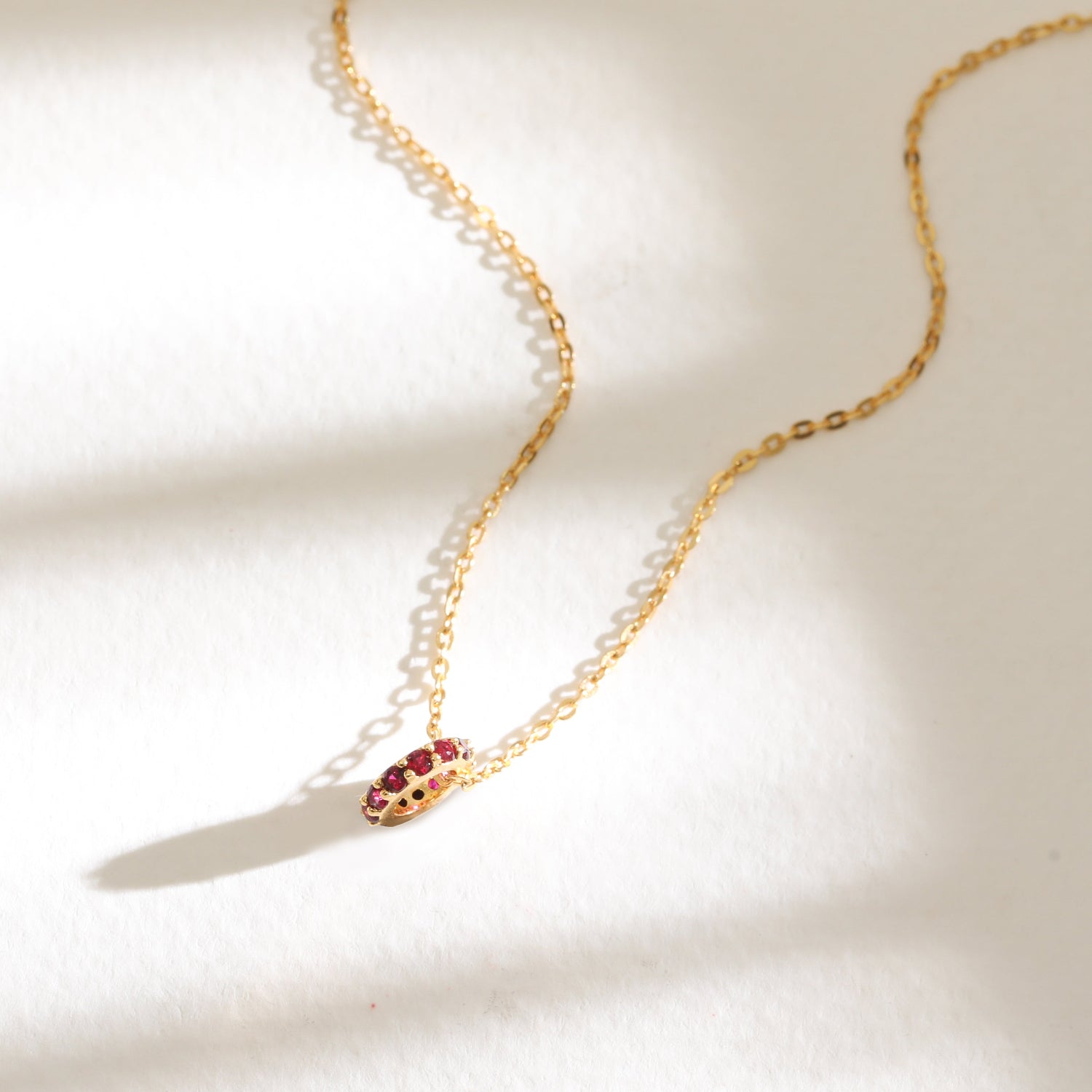 Pendants Circle of Love Red Silver Charm