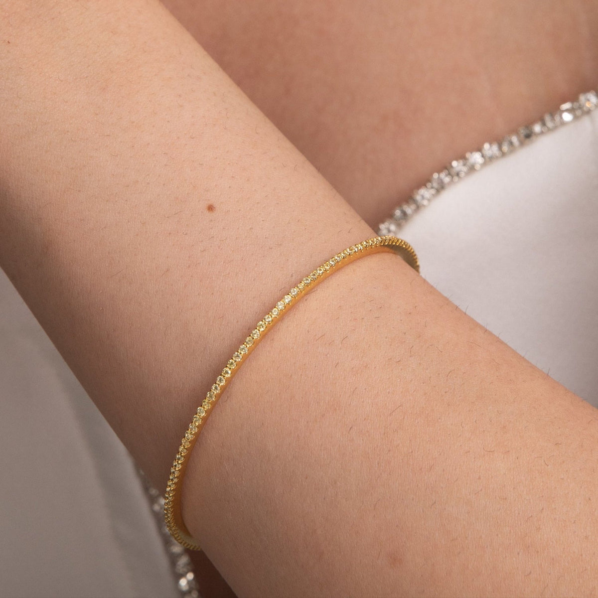 Bangle Circle of Love Yellow Silver Bangle