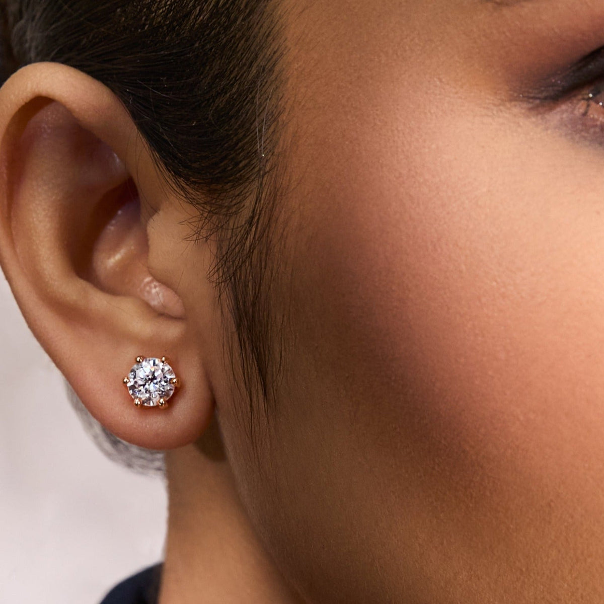 Earrings Classic Round CZ  Solitaire Silver Stud Earrings, Medium