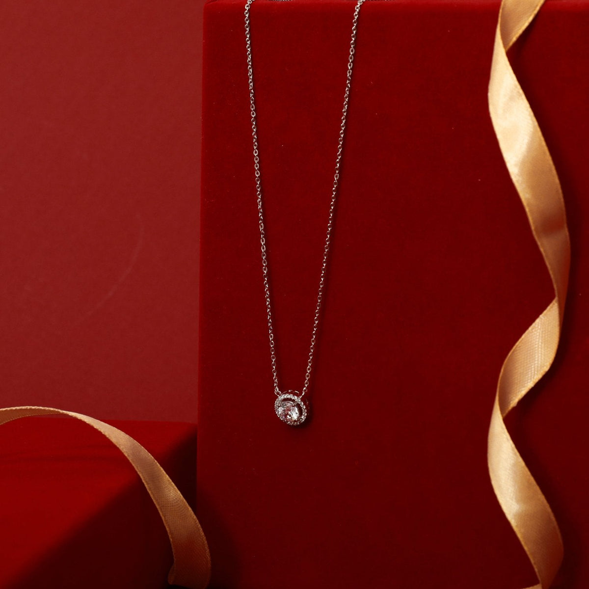 Necklace Essence CZ Silver Pendant Necklace