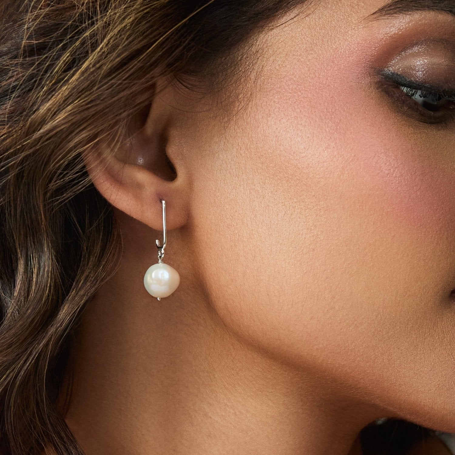 Earrings Classic Pearl Drop Silver Earrings