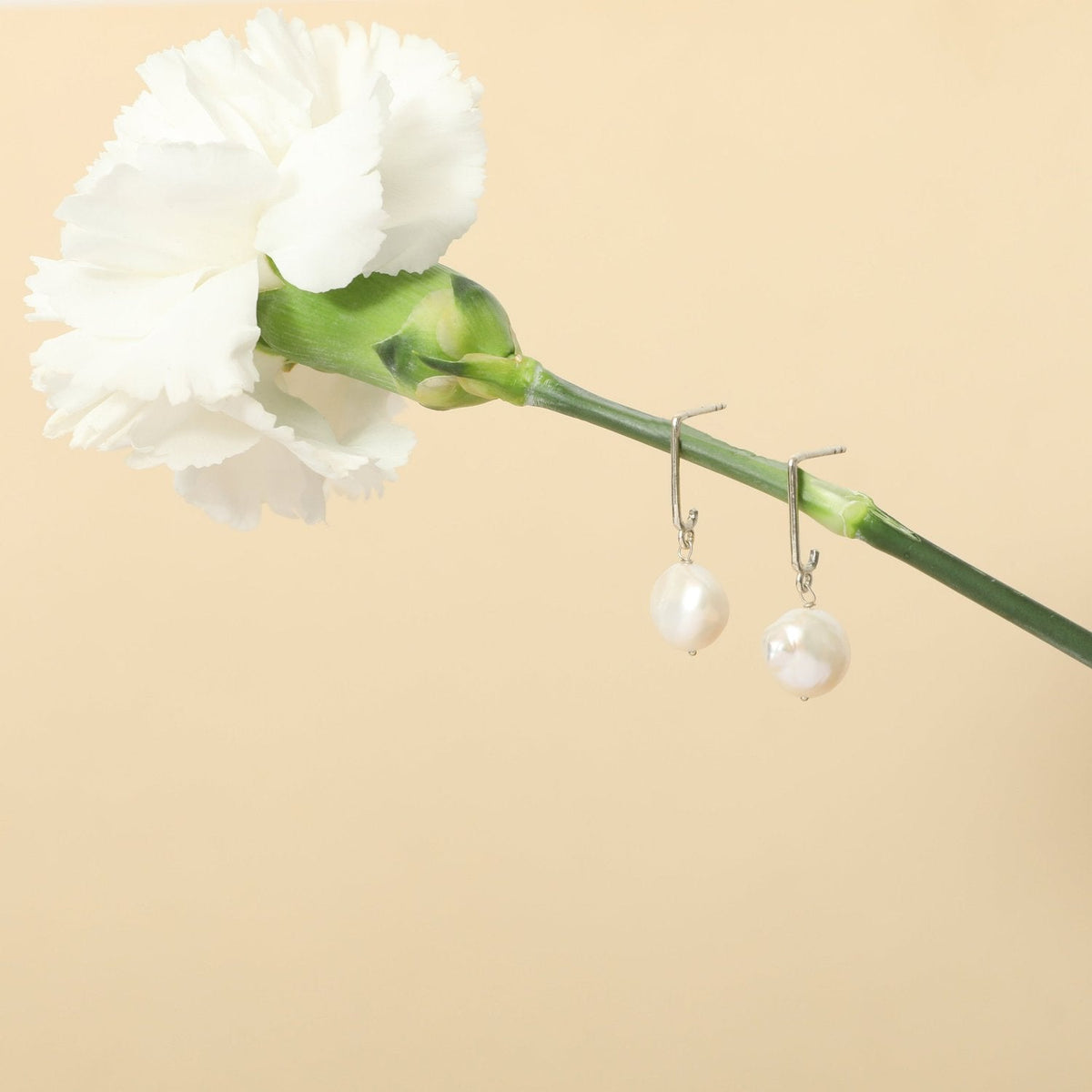 Earrings Classic Pearl Drop Silver Earrings