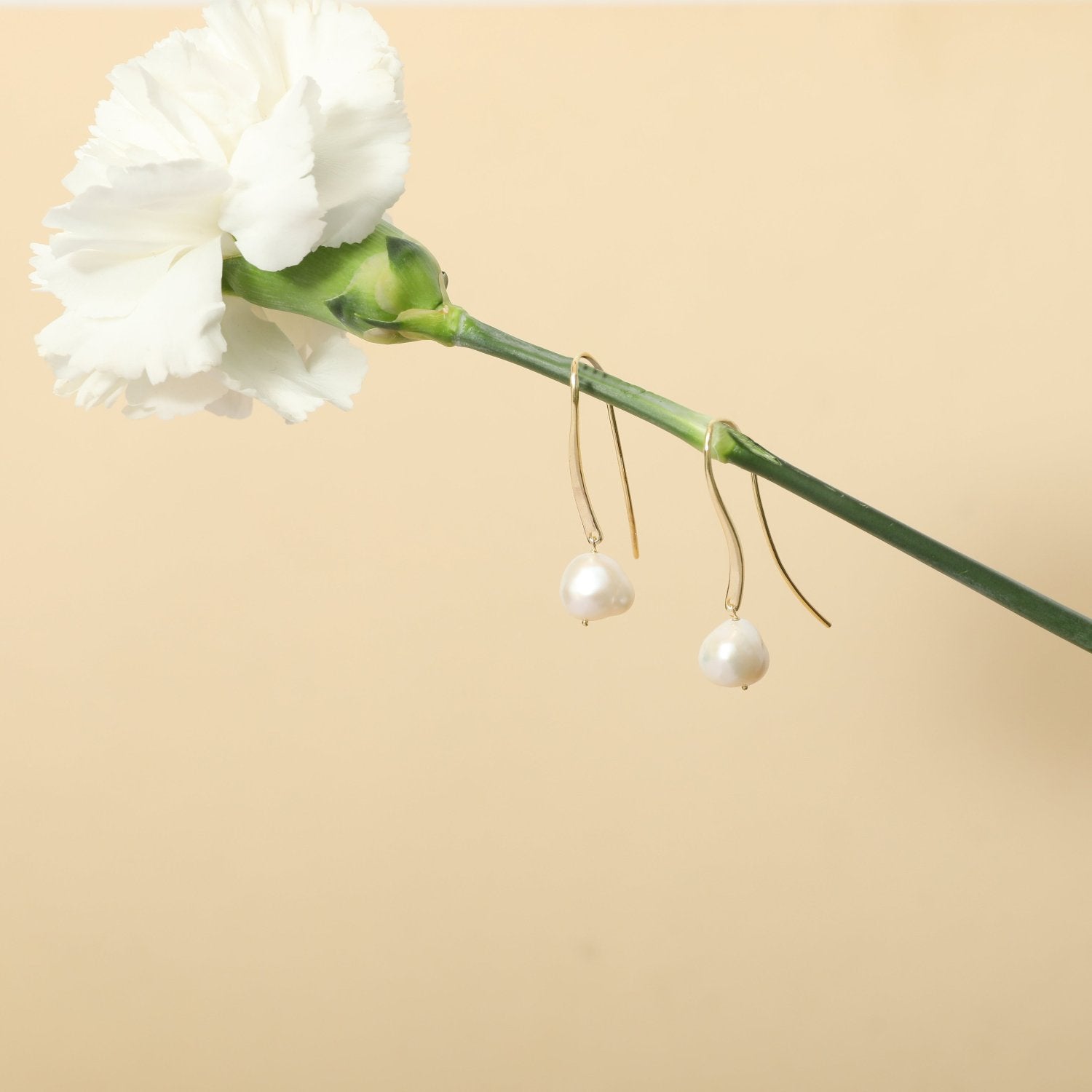 Earrings Muse Pearl Gold Plated Silver Drop Earrings