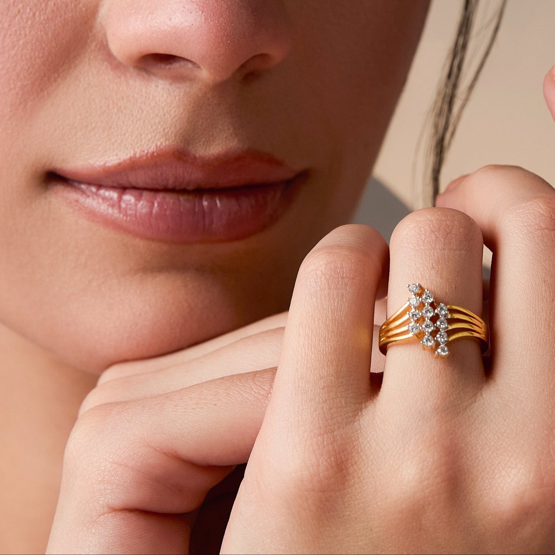 Finger Ring Aura Bold CZ Silver Ring