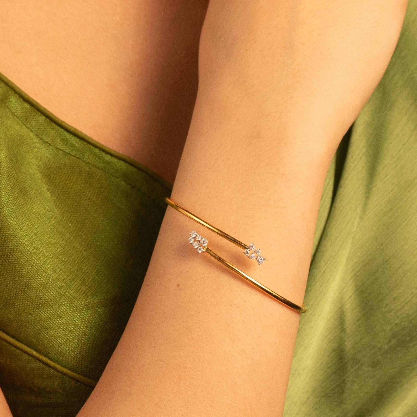 Stcarlet Star CZ Silver Bracelet