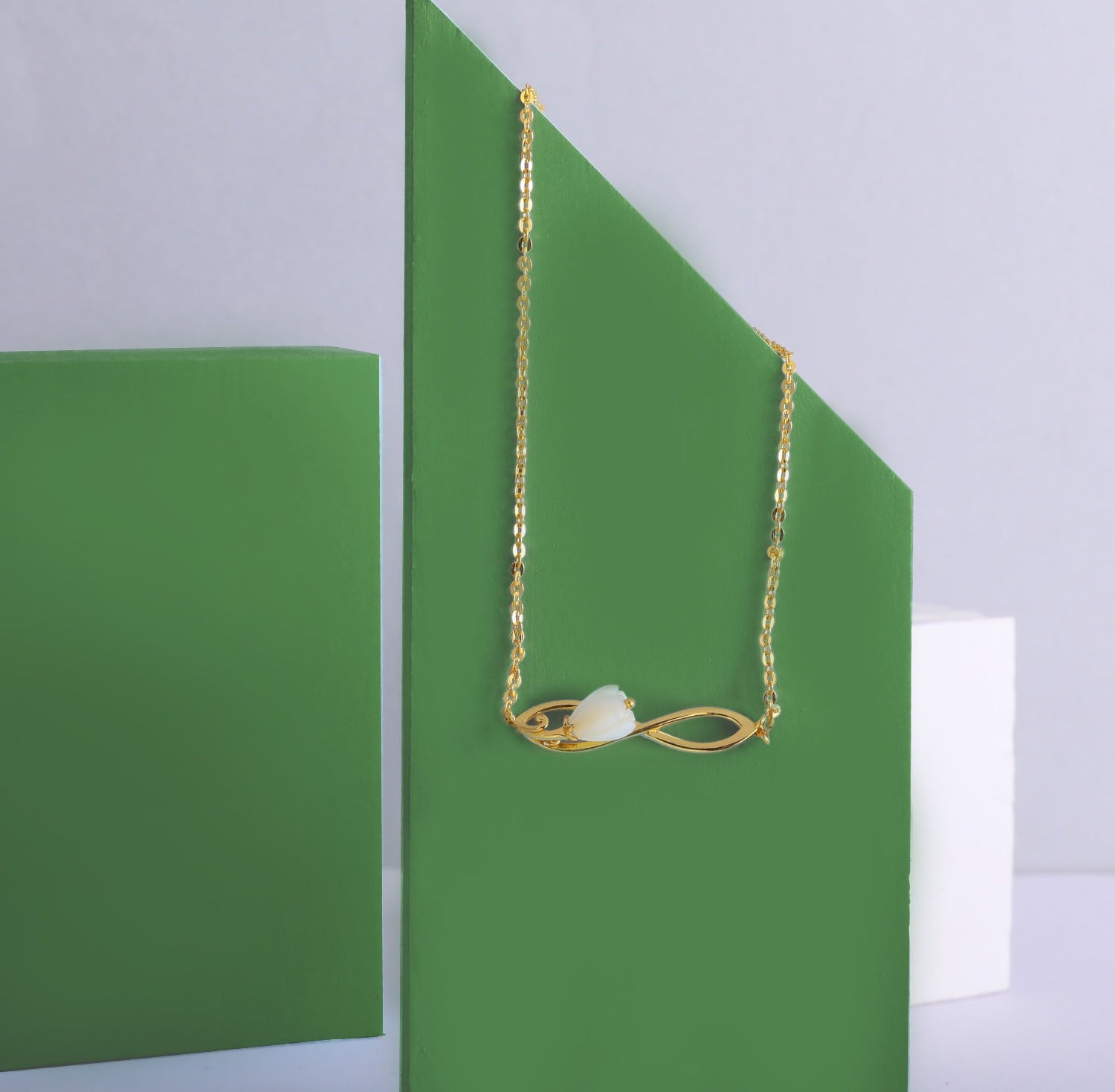 Necklaces Tulip Infinity Silver Pendant Necklace