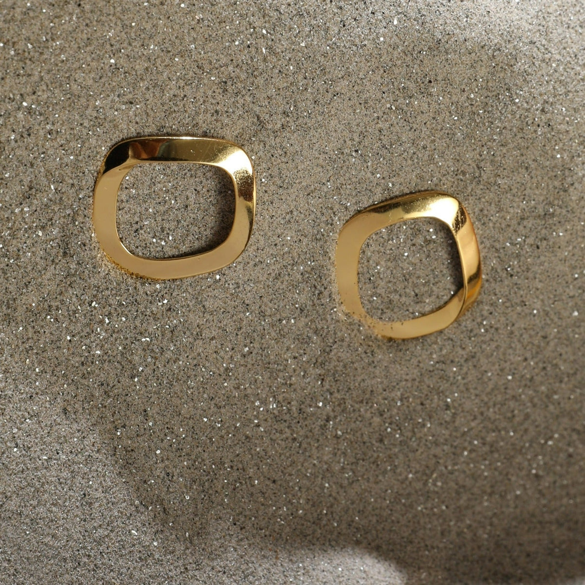 Earrings Sandscape Rounded Rectangle Silver Earrings