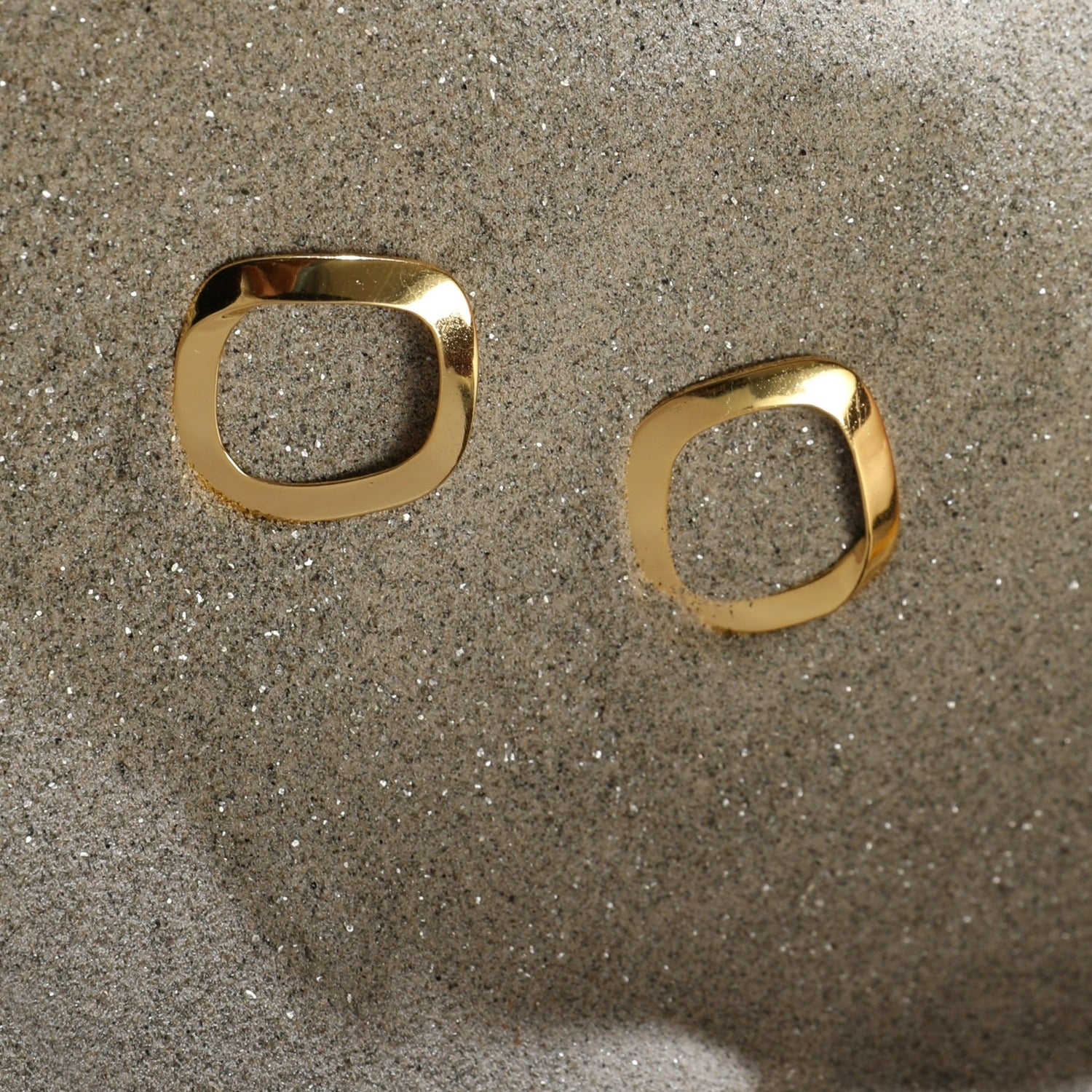 Earrings Sandscape Rounded Rectangle Silver Earrings