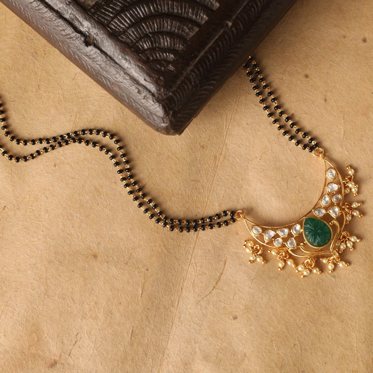 Necklaces Carved Green Moissanite Silver Mangalsutra Necklace