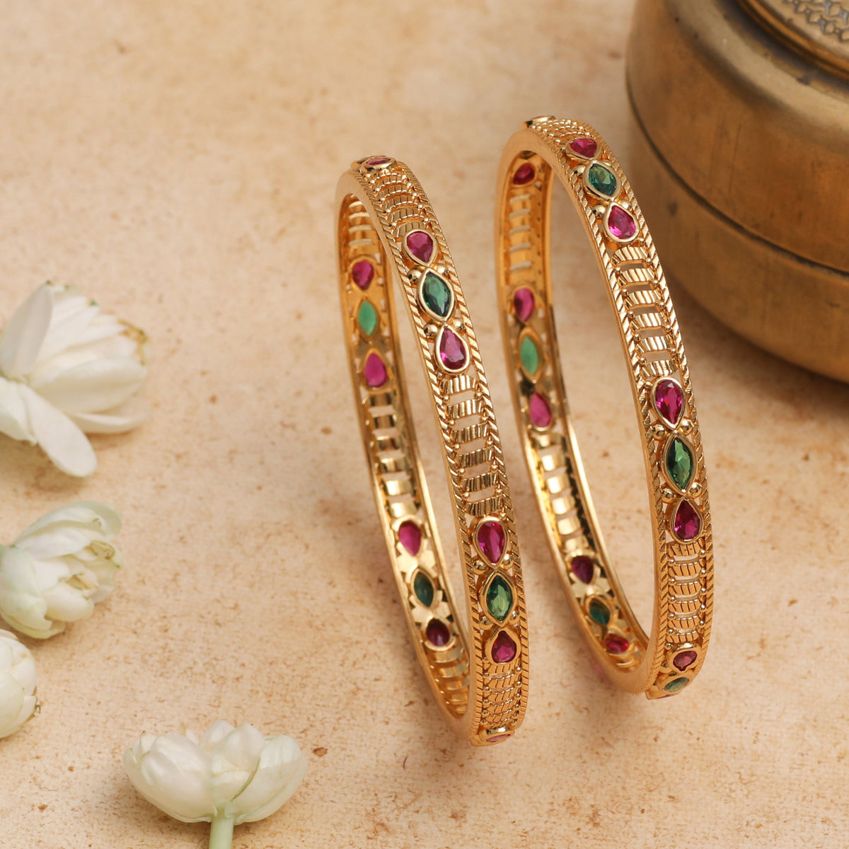 Regal Bloom Kempu Antique Bangle