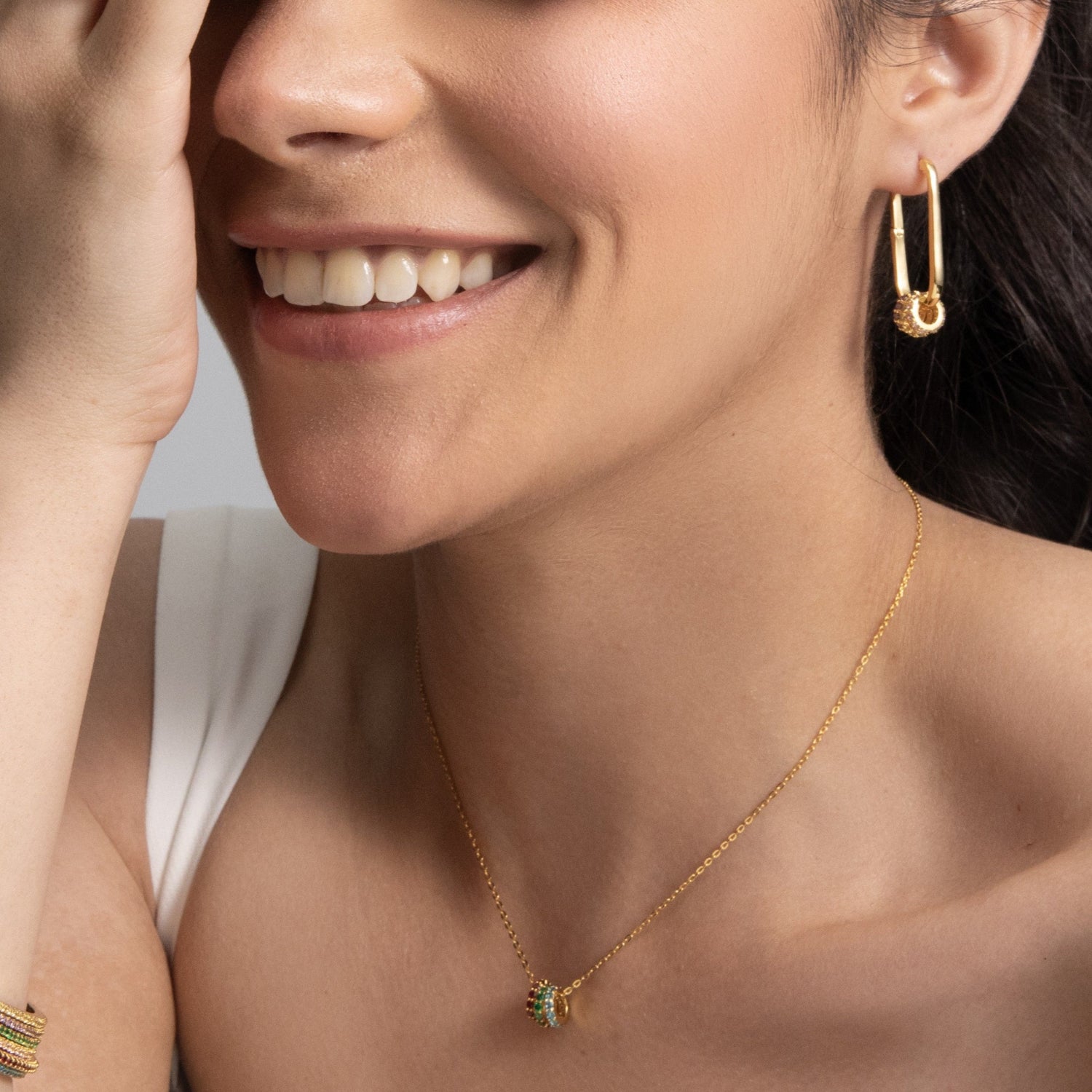 Pendants Circle of Love Green Silver Charm