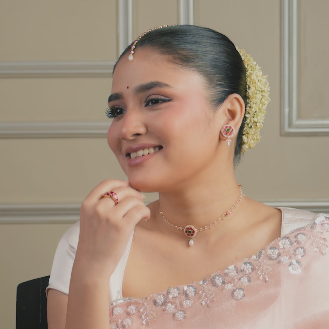 Vani Delicate Silver Choker