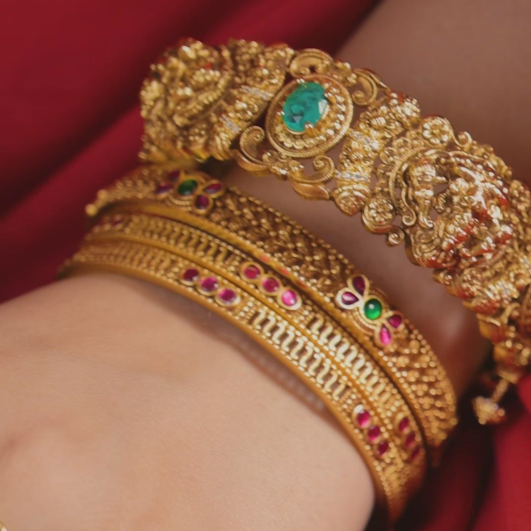 Suhani Antique Silver Bangles