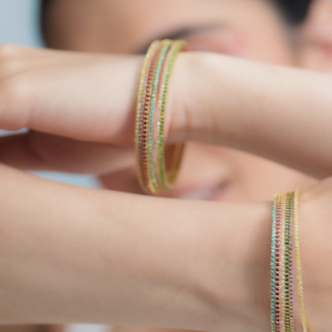 Circle of Love Green Silver Bangle