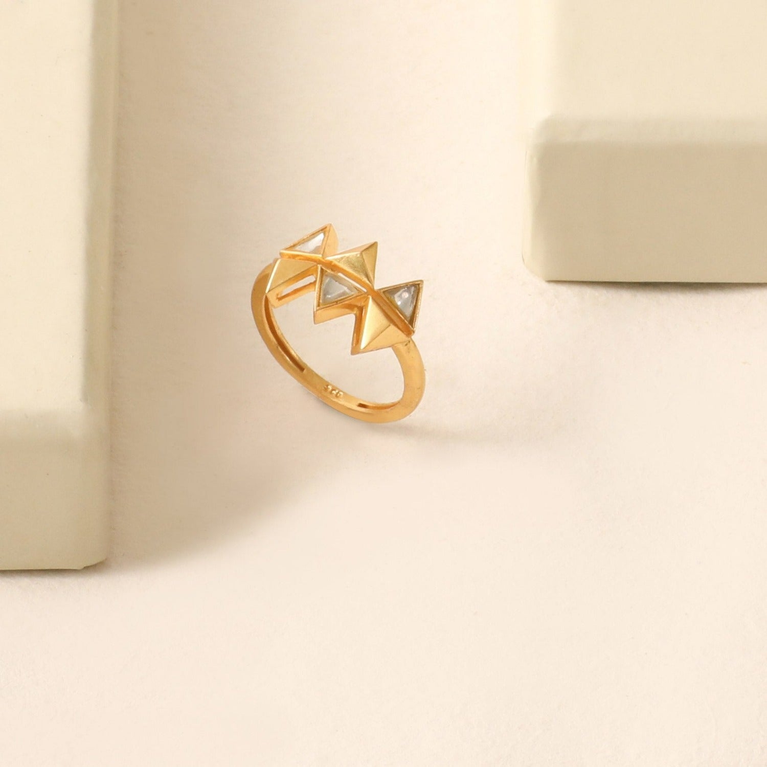 Pyramid Classic Silver Finger Ring