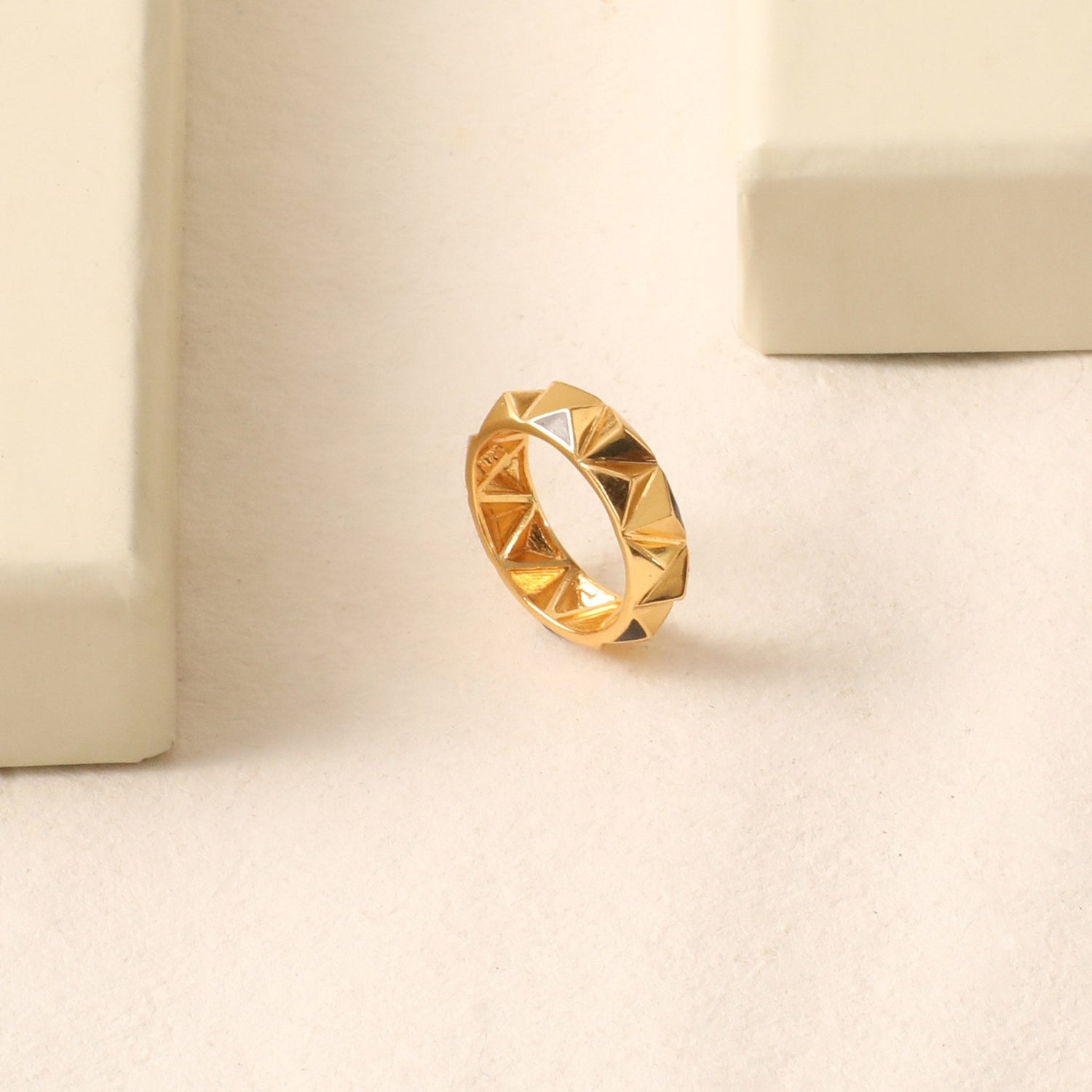 Finger Ring Pyramid Band Silver Finger Ring