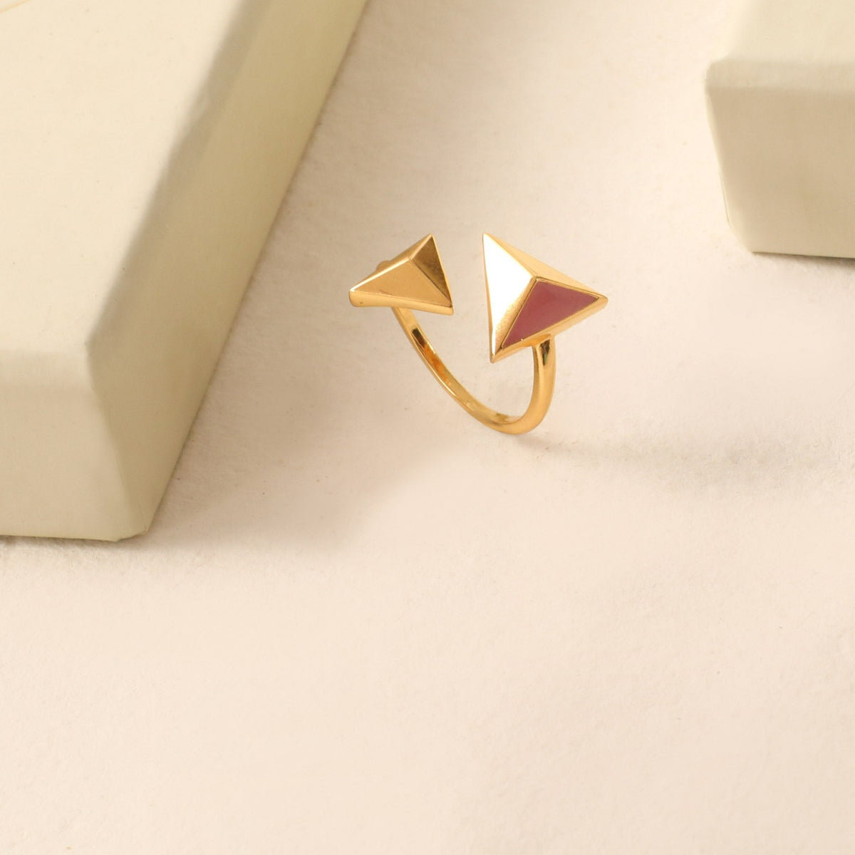 Pyramid Simple Silver Finger Ring