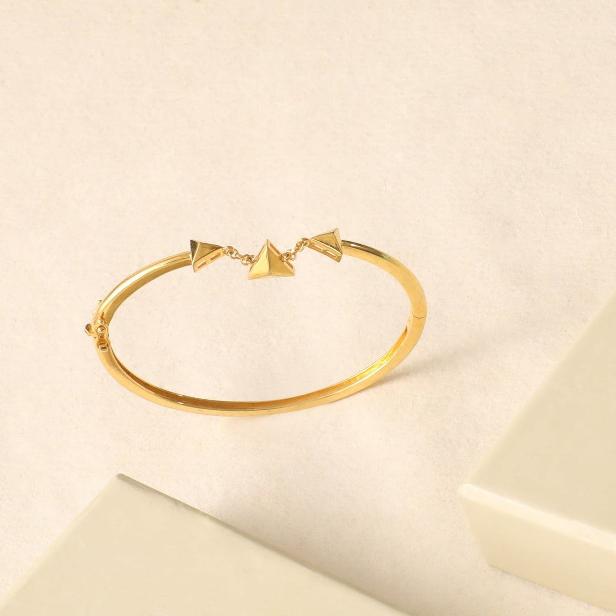 Pyramid Simple Silver Bracelet