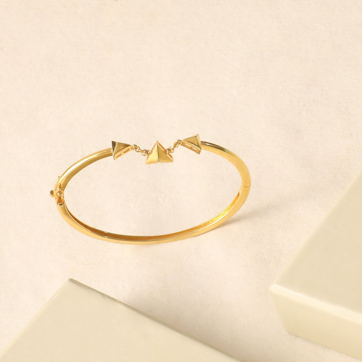 Pyramid Simple Silver Bracelet