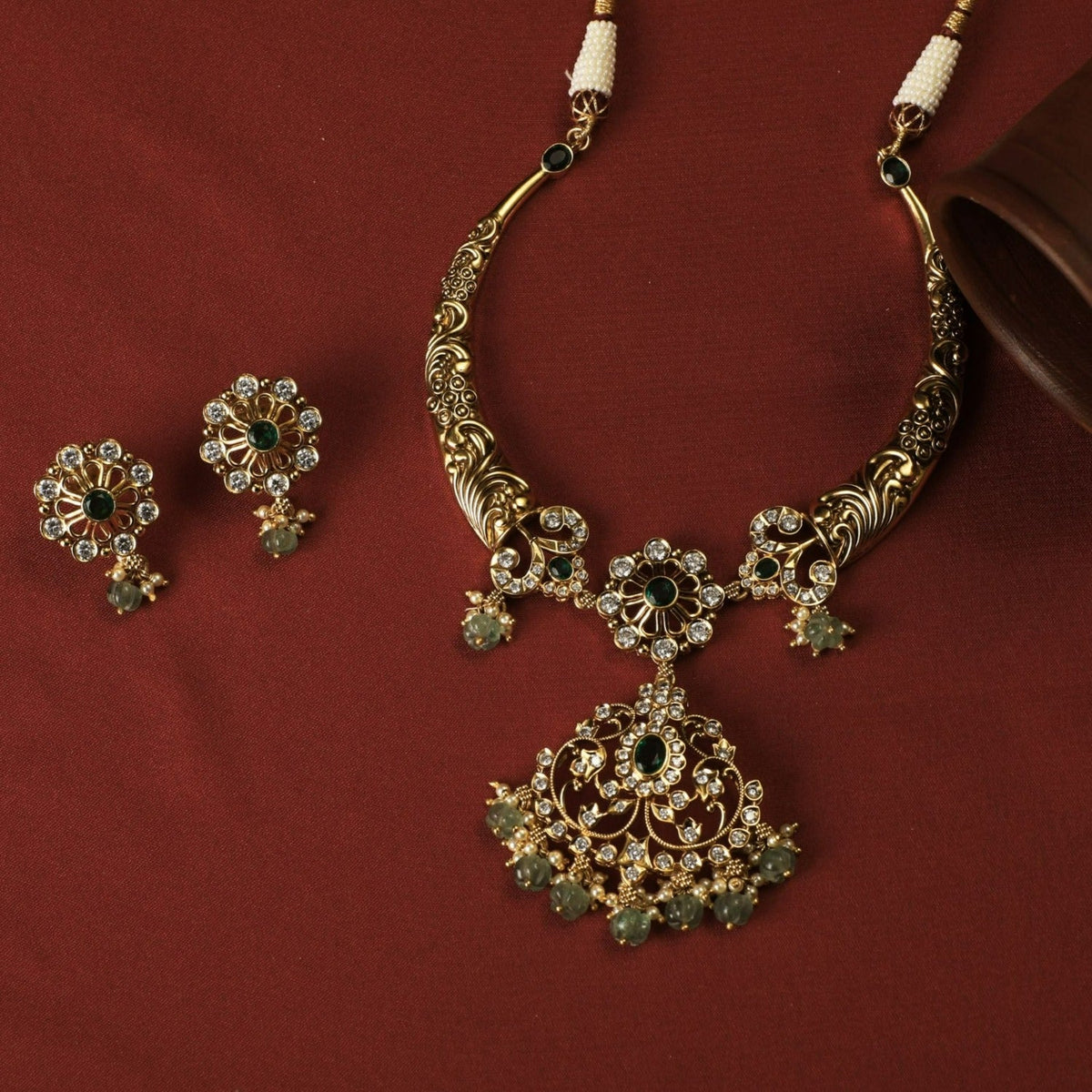 Necklaces Chaya Nakshi Antique Silver Hasli Necklace Set