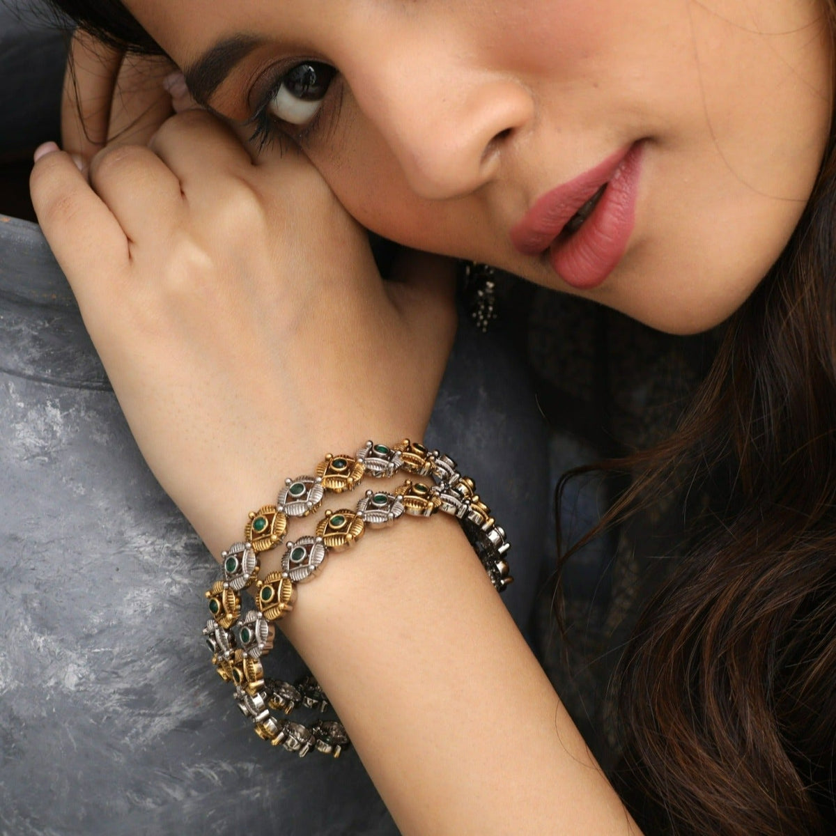 Bangles Nature Oxidized Silver Bangle