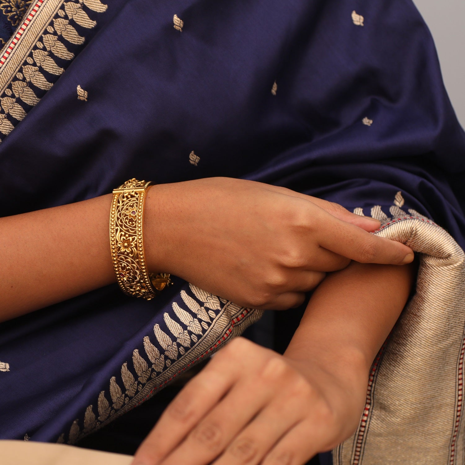 Bangles Swara Classic Silver Bangle