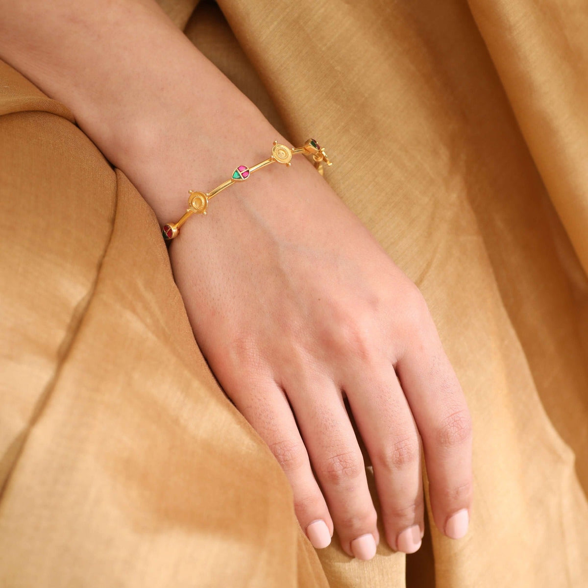 Bangles Matsya Single Line Silver Bangles