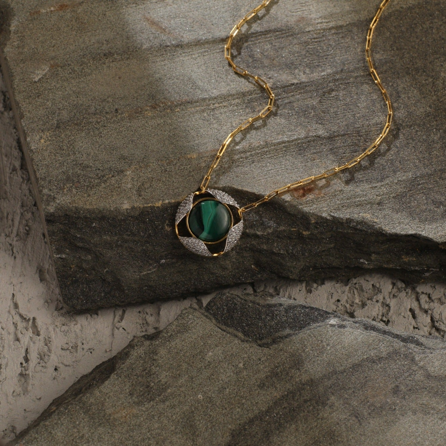 Malachite Geometric Round Charm Necklace