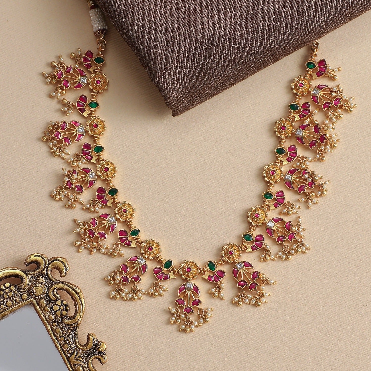 Aparajita Kempu Jadau Short Necklace