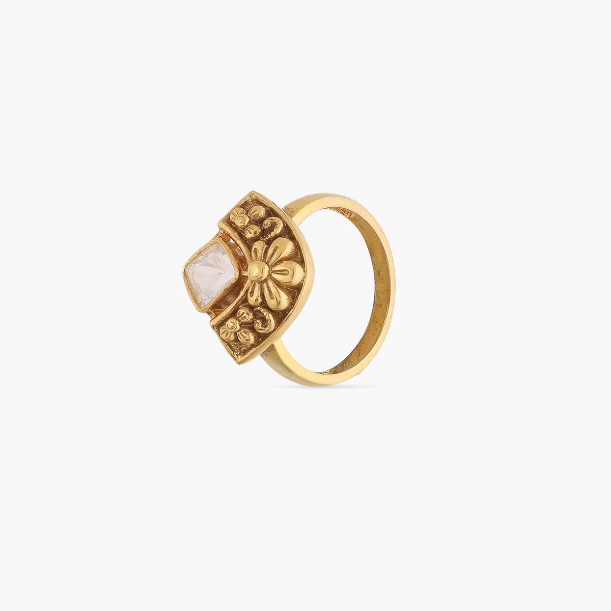 Finger Ring Saumya Nakshi Moissanite Finger Ring
