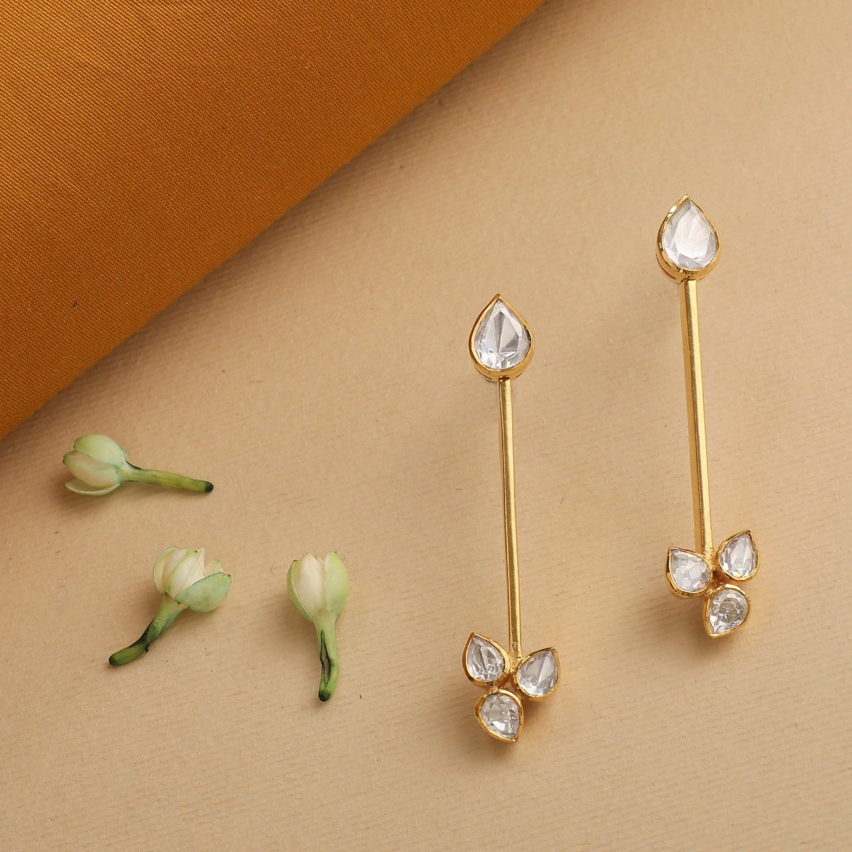 Earrings Svara Moissanite Silver Earrings