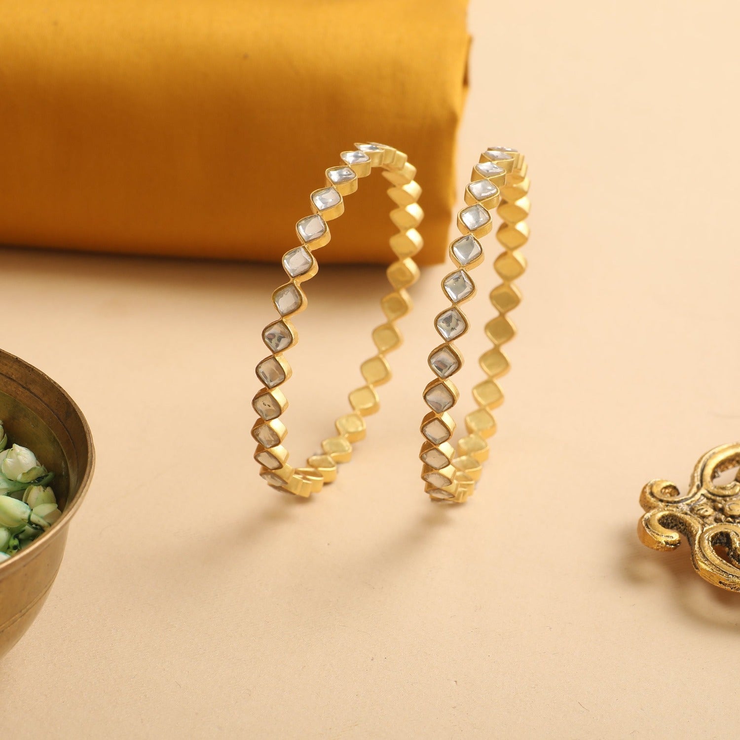 Bangles Irya Single Line Jadau Silver Bangles