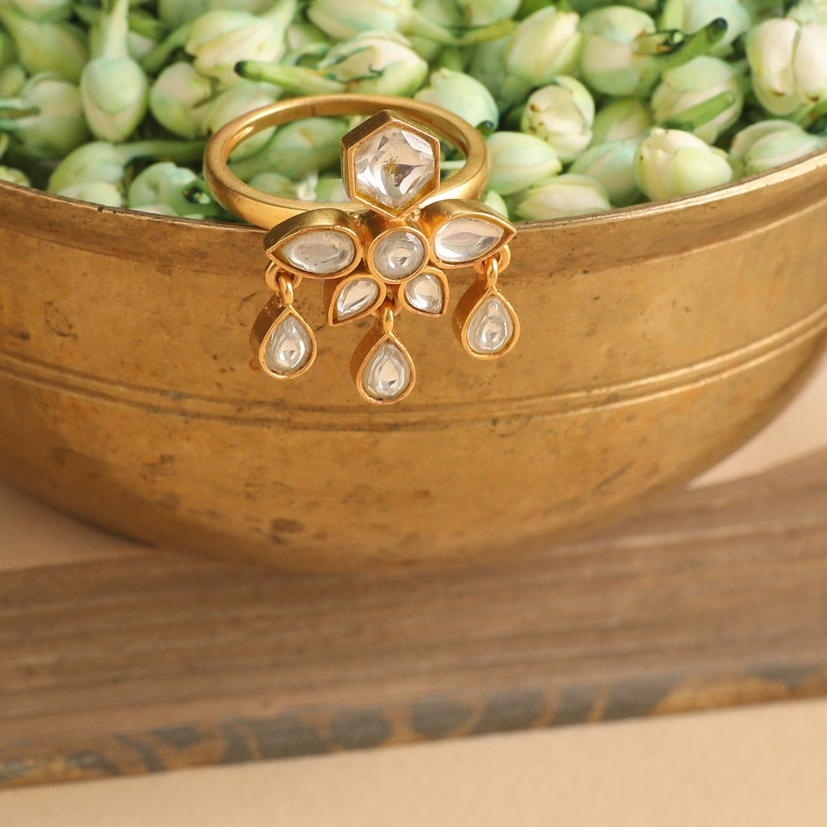 Finger Ring Irya Small Jadau Silver Ring